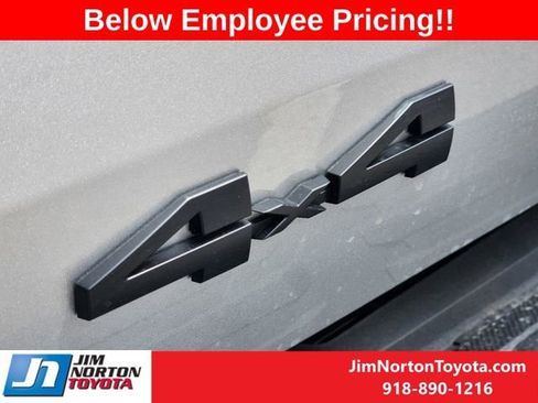 New 2025 Toyota Tundra Limited image 9