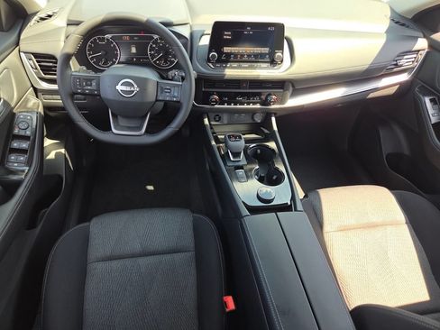 New 2026 Nissan Rogue SV AWD/4WD image 7