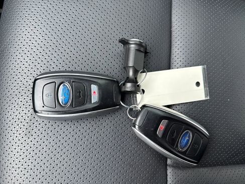 Used 2022 Subaru Outback Limited image 32