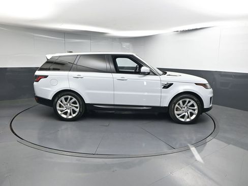 Used 2019 Land Rover Range Rover Sport HSE image 25