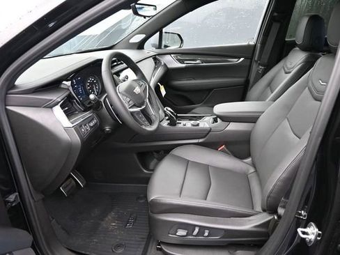 New 2026 Cadillac XT5 Sportv w/ LPO, Onyx Lite Package AWD/4WD image 10