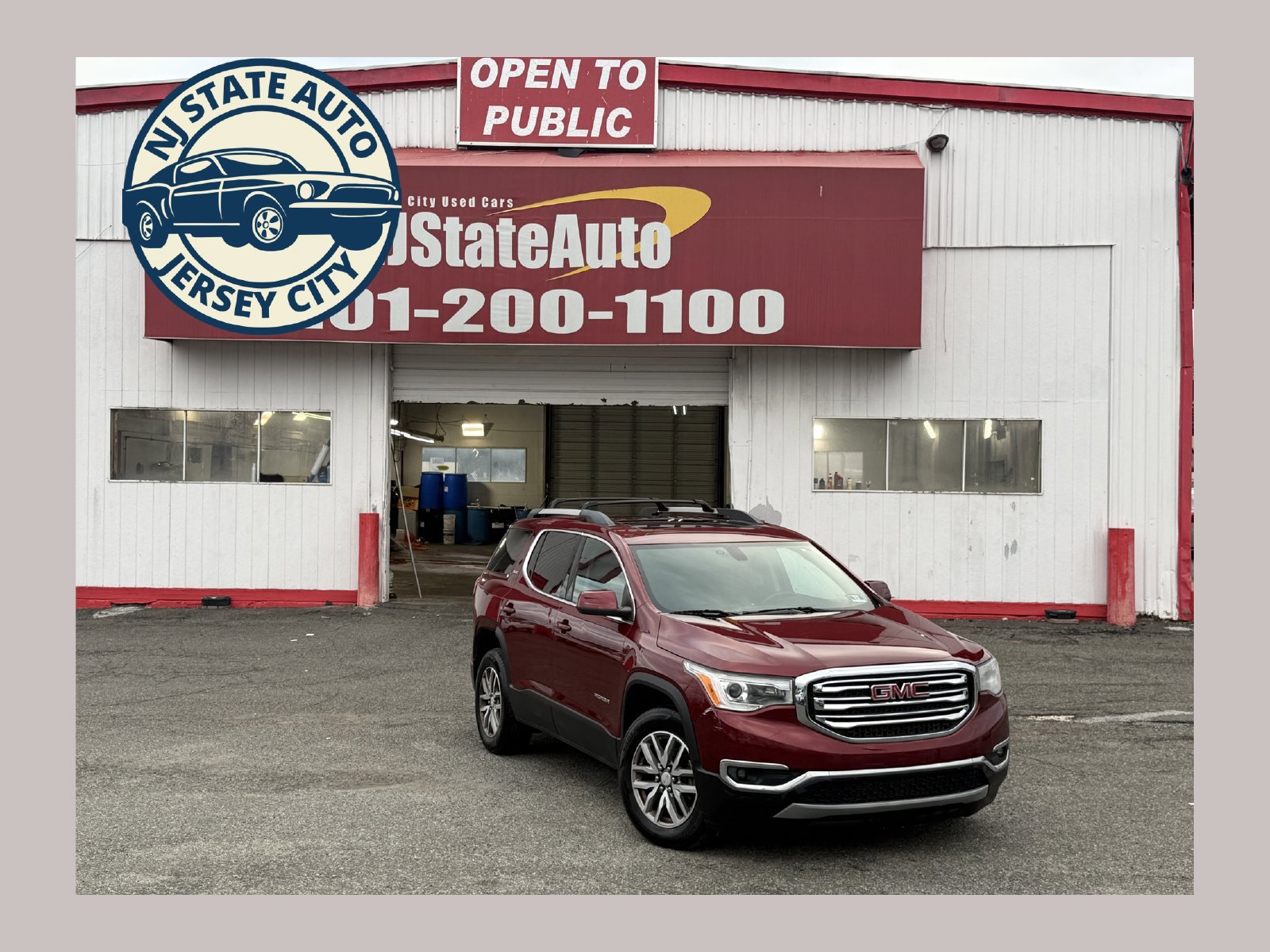 Used 2017 GMC Acadia SLE w/ Driver Alert Package I AWD/4WD image 1