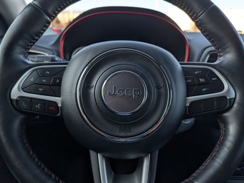 Used 2018 Jeep Compass Trailhawk w/ Cold Weather Group image 25