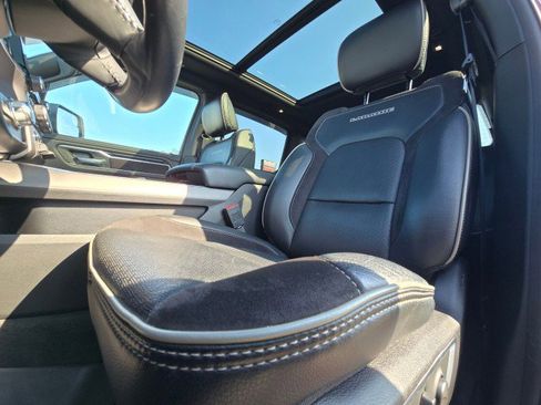 Used 2022 RAM 1500 Laramie w/ Sport Appearance Package image 24