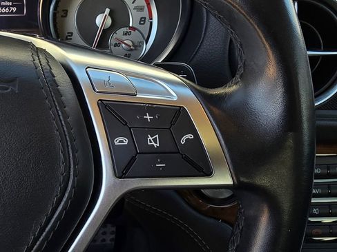 Used 2013 Mercedes-Benz SL 550 image 17