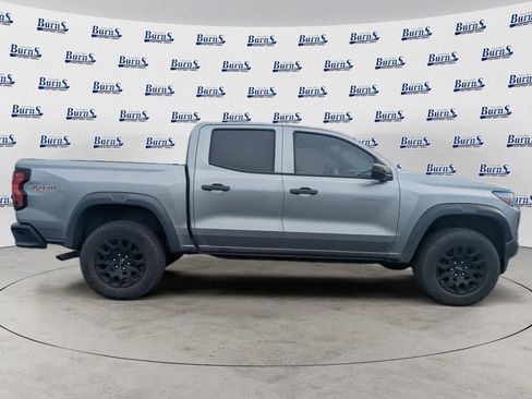 Used 2022 Chevrolet Colorado W/T w/ LPO, Power Package RWD image 2