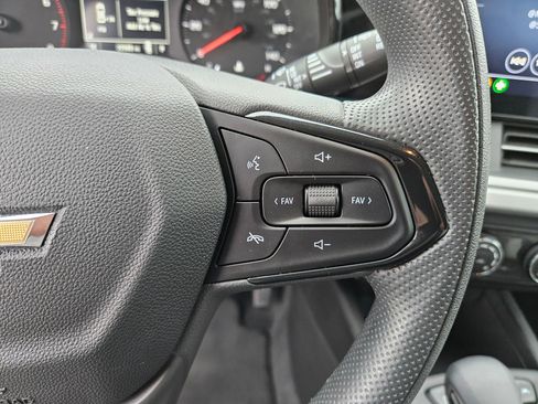 Used 2024 Chevrolet Trax LS FWD image 18