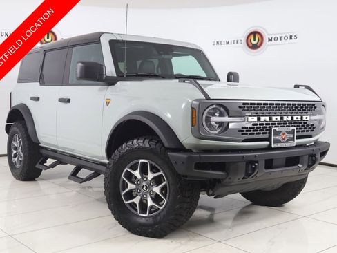 Used 2024 Ford Bronco Badlands AWD/4WD image 1
