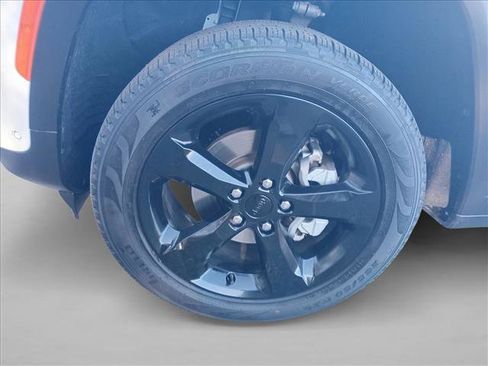 Used 2023 Jeep Grand Cherokee Limited w/ Luxury Tech Group II image 10