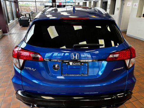 Used 2021 Honda HR-V Sport image 12