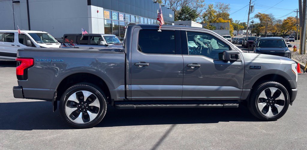 Used 2024 Ford F150 Lightning Platinum AWD/4WD image 4