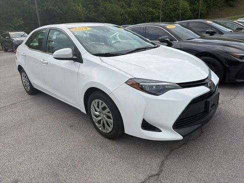Used 2018 Toyota Corolla LE FWD image 16