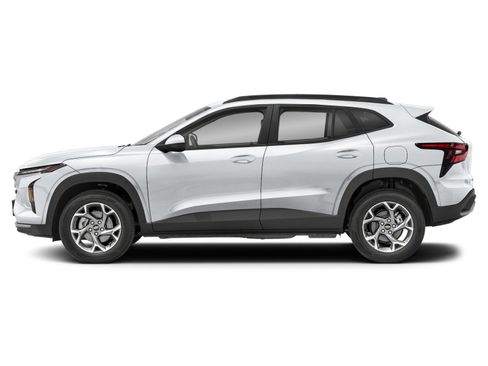 New 2026 Chevrolet Trax LT FWD image 2