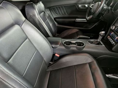 Used 2021 Ford Mustang Premium RWD image 30
