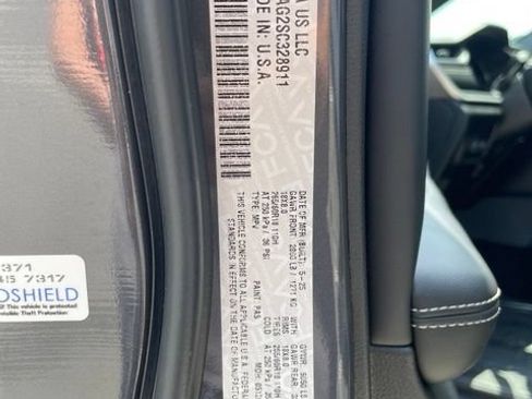 Used 2025 Jeep Grand Cherokee Laredo X AWD/4WD image 36