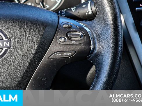 Used 2023 Nissan Murano SV image 32