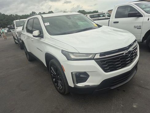Used 2023 Chevrolet Traverse RS w/ LPO, Floor Liner Package AWD/4WD image 2