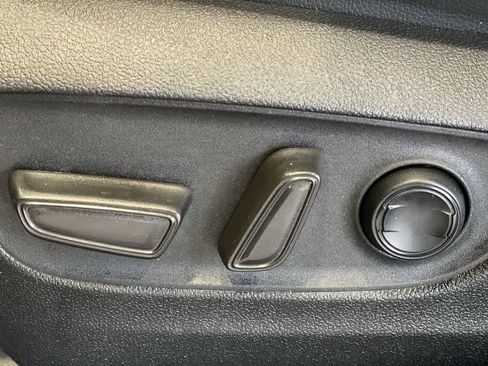 Certified 2021 Toyota Highlander XLE image 15