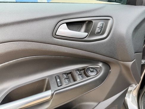 Used 2018 Ford Escape SE AWD/4WD image 45
