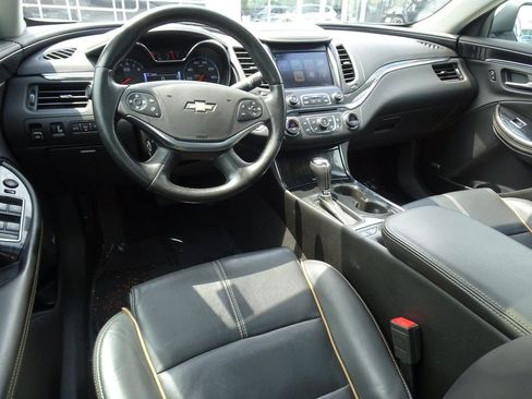Used 2020 Chevrolet Impala Premier w/ Premier Confidence Package FWD image 14