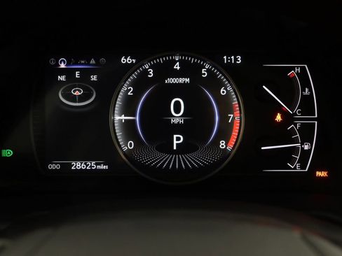 Used 2024 Lexus ES 350 w/ Accessory Package (Z2) image 18