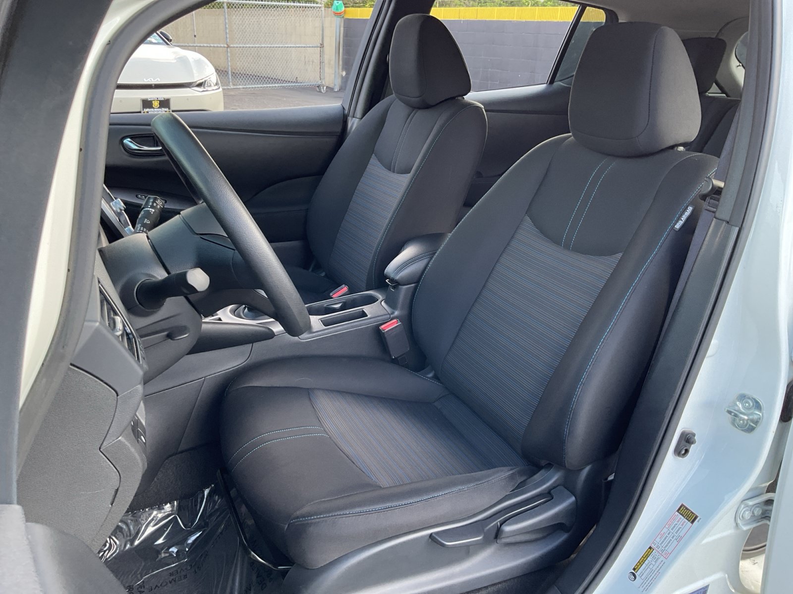 Used 2025 Nissan Leaf S FWD image 18