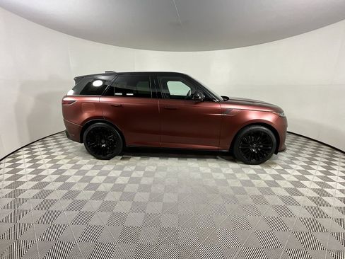 Used 2025 Land Rover Range Rover Sport SV Edition Two image 5