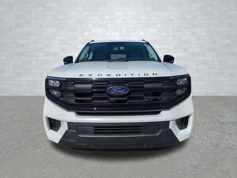New 2026 Ford Expedition Active RWD image 8