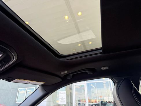 New 2026 Jeep Grand Cherokee Limited w/ Limited Altitude Package RWD image 16