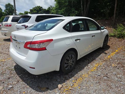 Used 2015 Nissan Sentra S FWD image 4