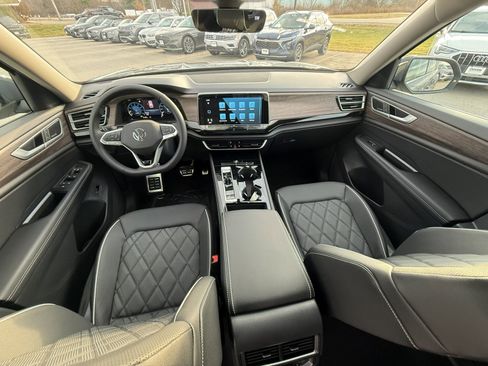 New 2026 Volkswagen Atlas SEL Premium R-Line image 9