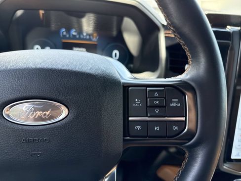 Used 2022 Ford Expedition Max Platinum AWD/4WD image 27