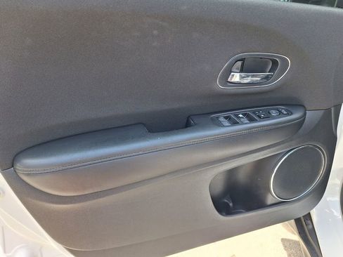 Used 2022 Honda HR-V EX image 30