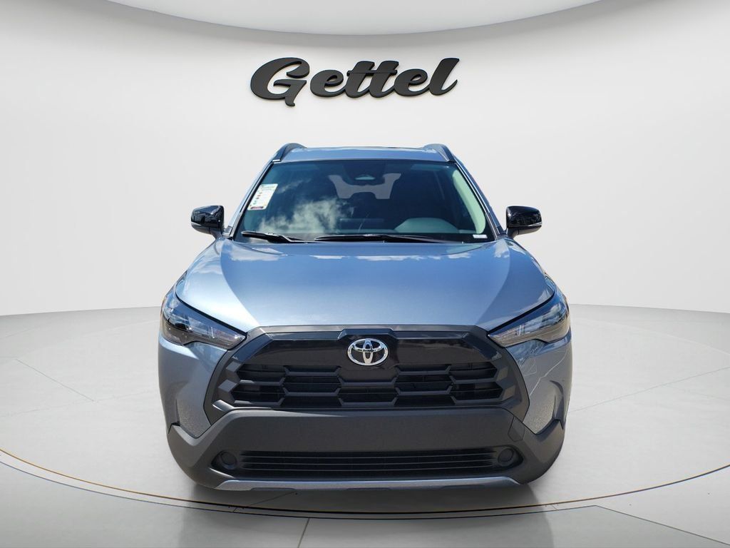 New 2026 Toyota Corolla Cross LE w/ Moonroof Package FWD image 2