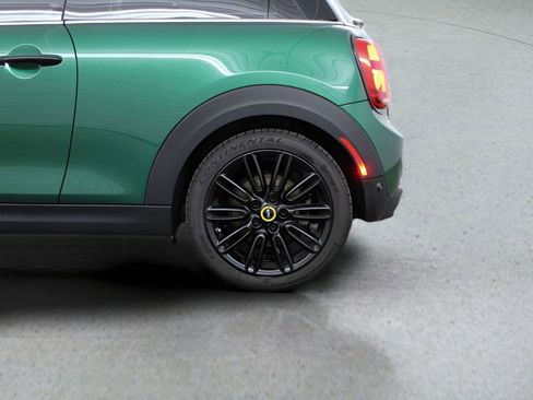 Used 2022 MINI Cooper SE image 40