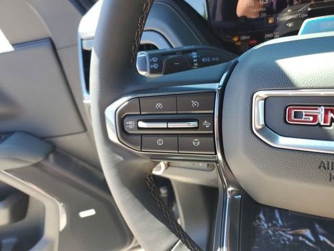 New 2026 GMC Yukon AT4 AWD/4WD image 28