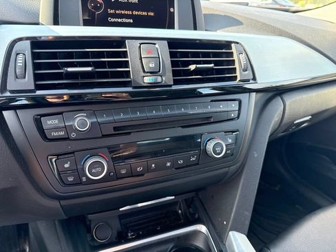 Used 2015 BMW 328i xDrive Sedan AWD/4WD image 15