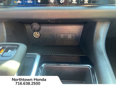 Used 2022 Nissan Pathfinder SL image 17