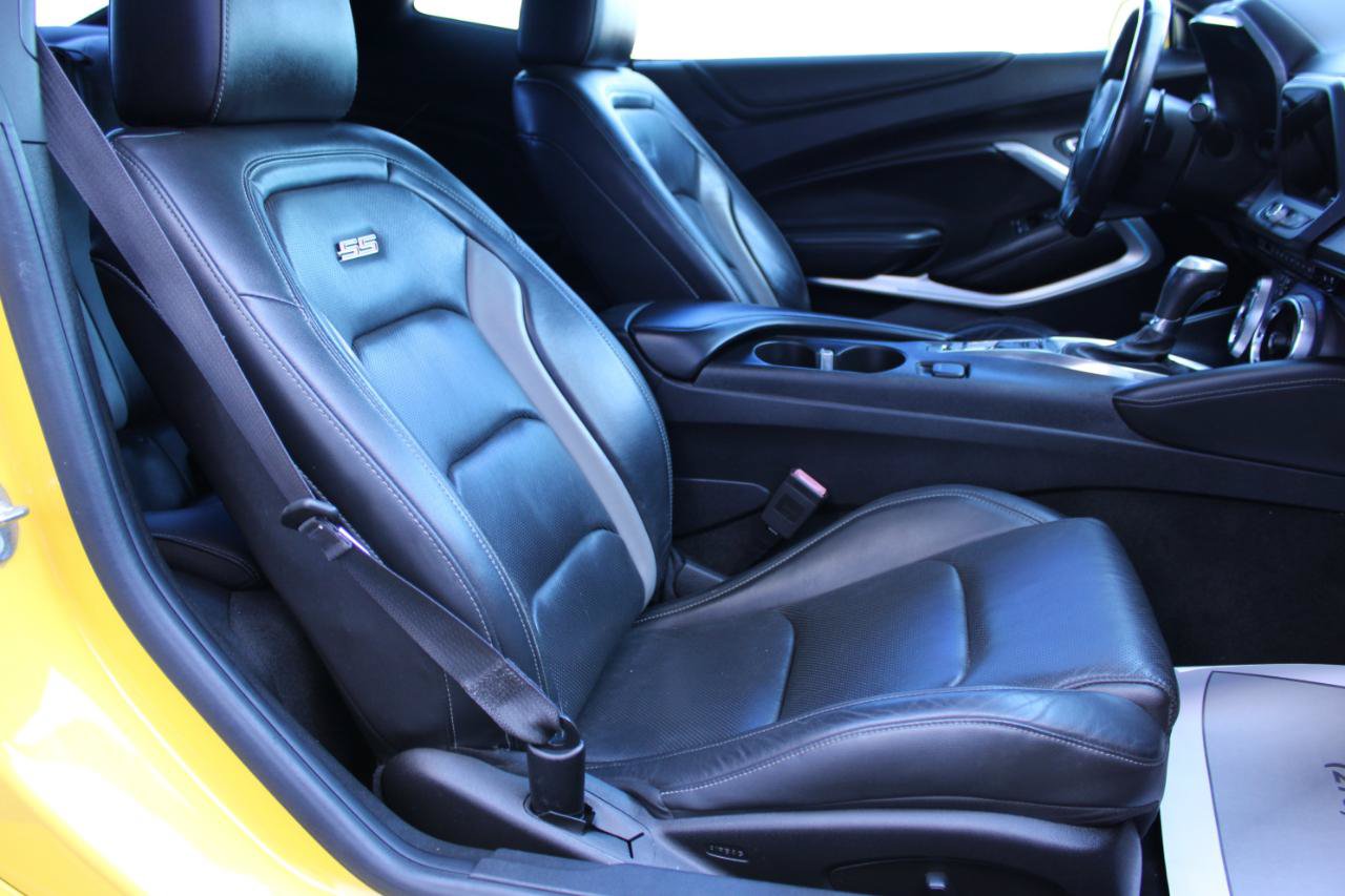 Used 2017 Chevrolet Camaro SS RWD image 51