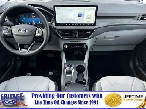 New 2025 Ford Escape SE w/ PHEV Premium Package image 10