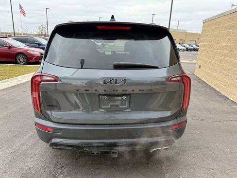 Used 2022 Kia Telluride EX w/ EX Premium Package image 5