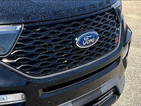 Used 2020 Ford Explorer ST w/ Premium Technology Package AWD/4WD image 32