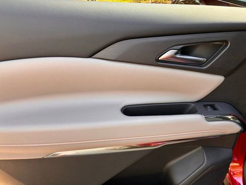 New 2026 Chevrolet Traverse LT w/ Driver Confidence Package FWD image 19