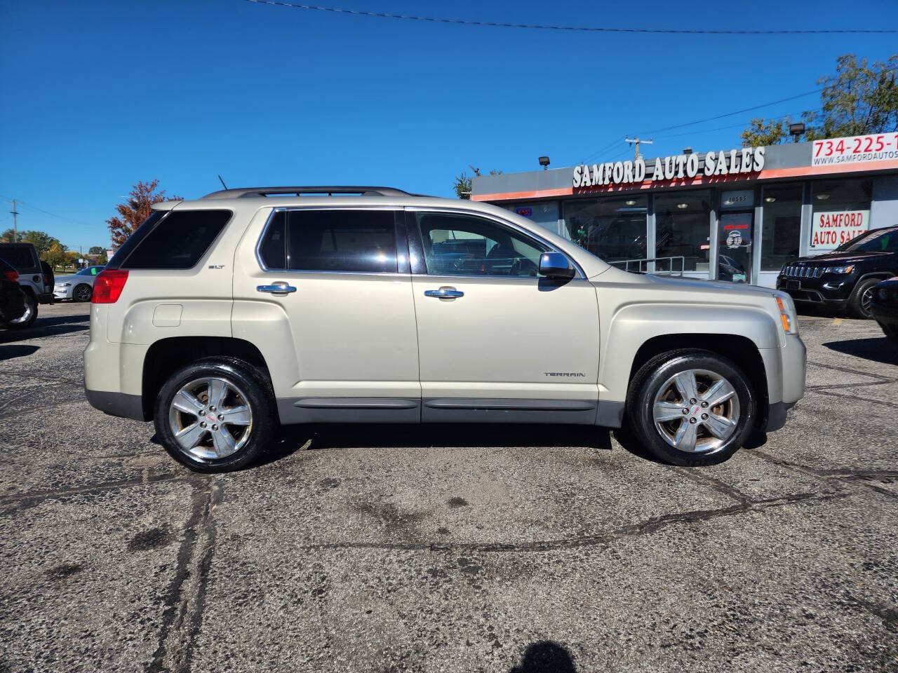 Used 2015 GMC Terrain SLT w/ Chrome Edition AWD/4WD image 10
