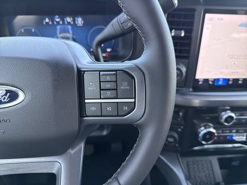 New 2026 Ford F250 Lariat w/ Black Appearance Package AWD/4WD image 29