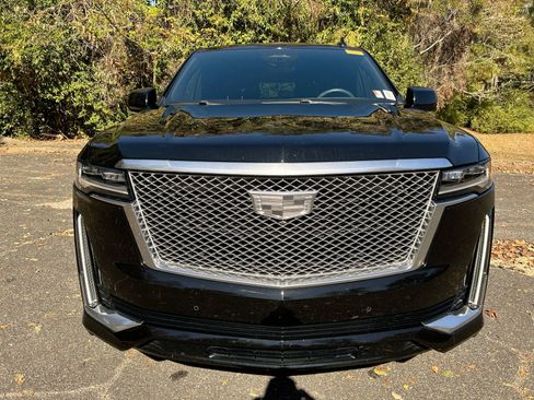 Certified 2023 Cadillac Escalade Premium Luxury w/ LPO, Radiant Package image 10