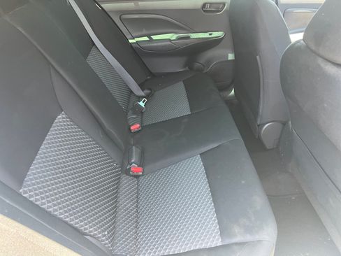Used 2020 Nissan Versa S FWD image 18