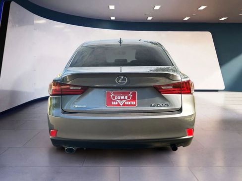 Used 2016 Lexus IS 200t w/ F Sport Package RWD image 4
