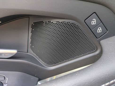 Used 2024 Jaguar E-PACE R-Dynamic SE image 13