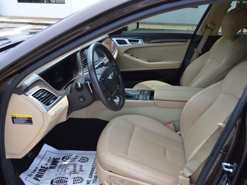 Used 2016 Hyundai Genesis 3.8 w/ Option Group 02 RWD image 9